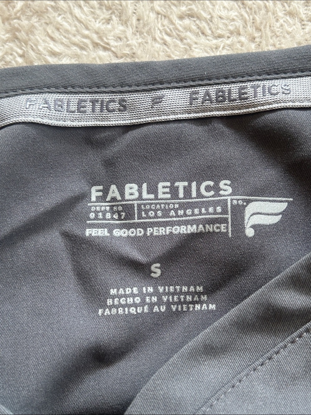 Fabletics scrub top - Picture 3 of 3